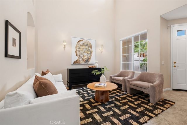 $1,325,000 | 68 Avenida Cristal, San Clemente, CA 92673
