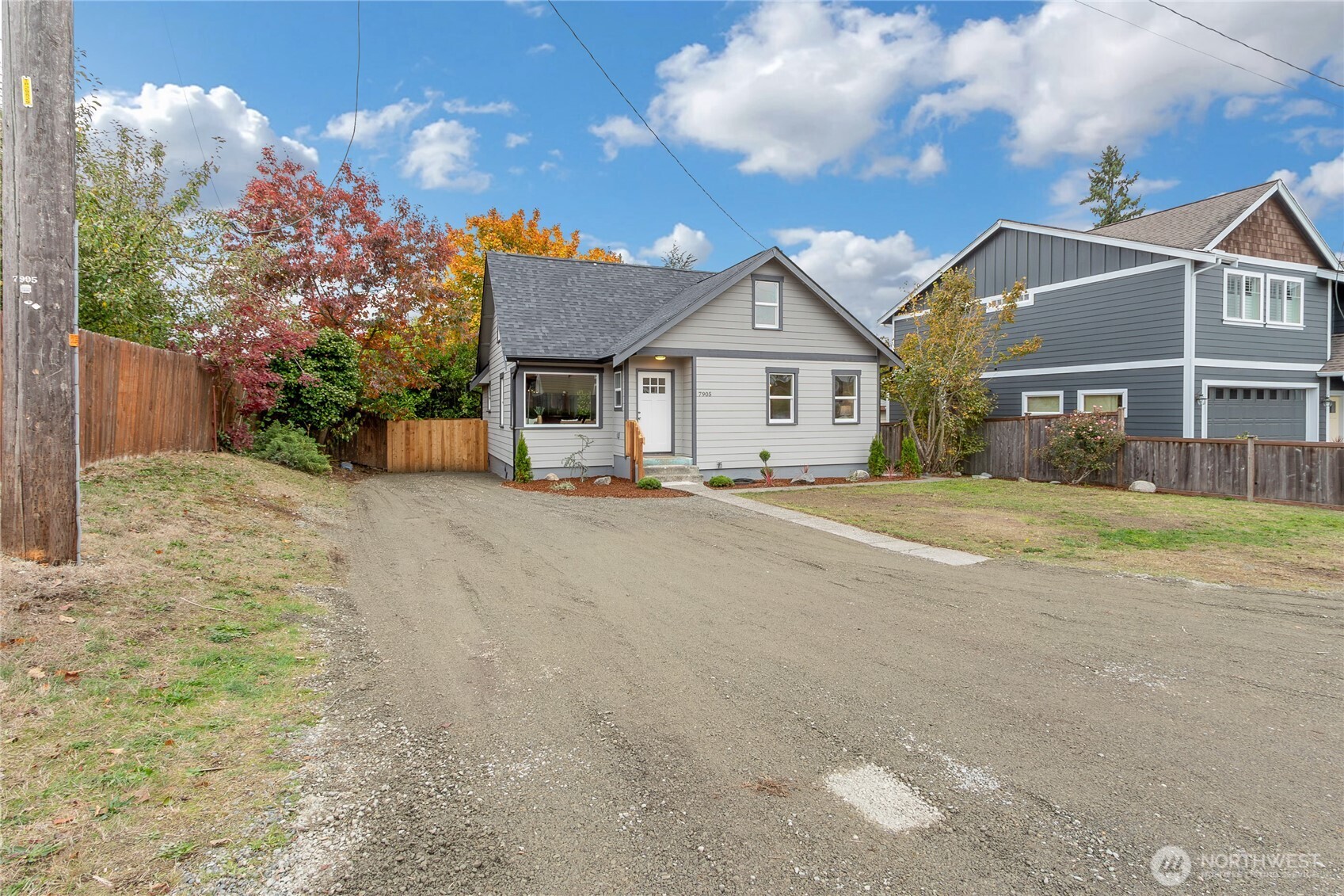 7905 33rd Street West University Place, WA 98466 - Photo 2 of 27