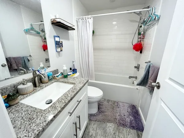 $3,700 | 65 Burrell Street, Unit 3, Boston, MA 02119