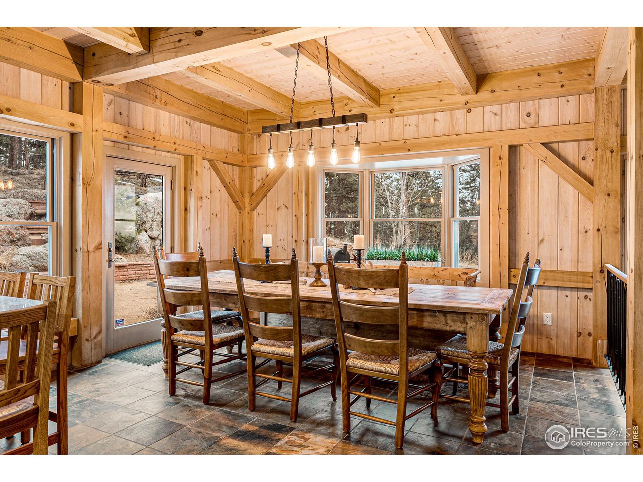 1057 Reed Ranch Road Boulder, CO 80302 - Photo 11 of 40 Dining room