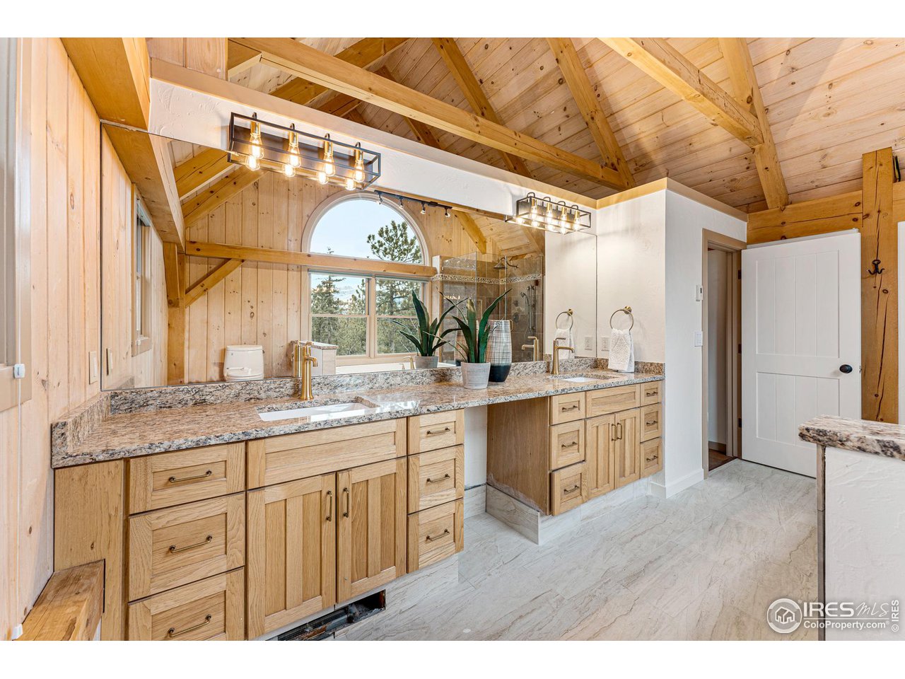 1057 Reed Ranch Road Boulder, CO 80302 - Photo 24 of 40 Primary Bath