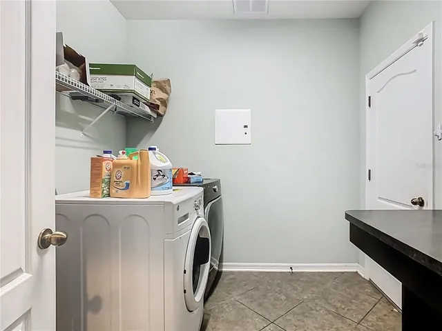 $550,000 | 168 Magneta Loop, Auburndale, FL 33823