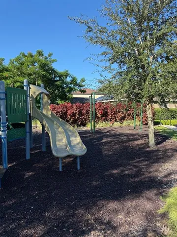 $550,000 | 168 Magneta Loop, Auburndale, FL 33823