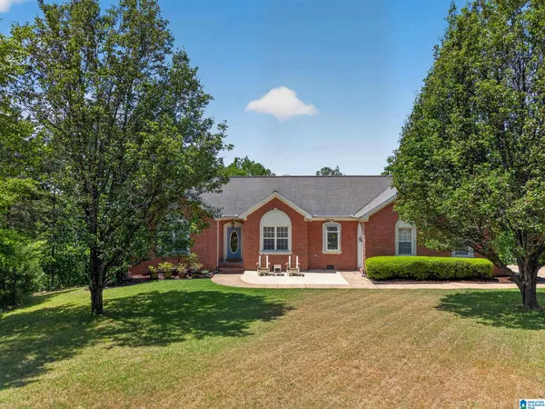 $418,900 | 10 Laurel Circle Southeast, Jacksonville, AL 36265