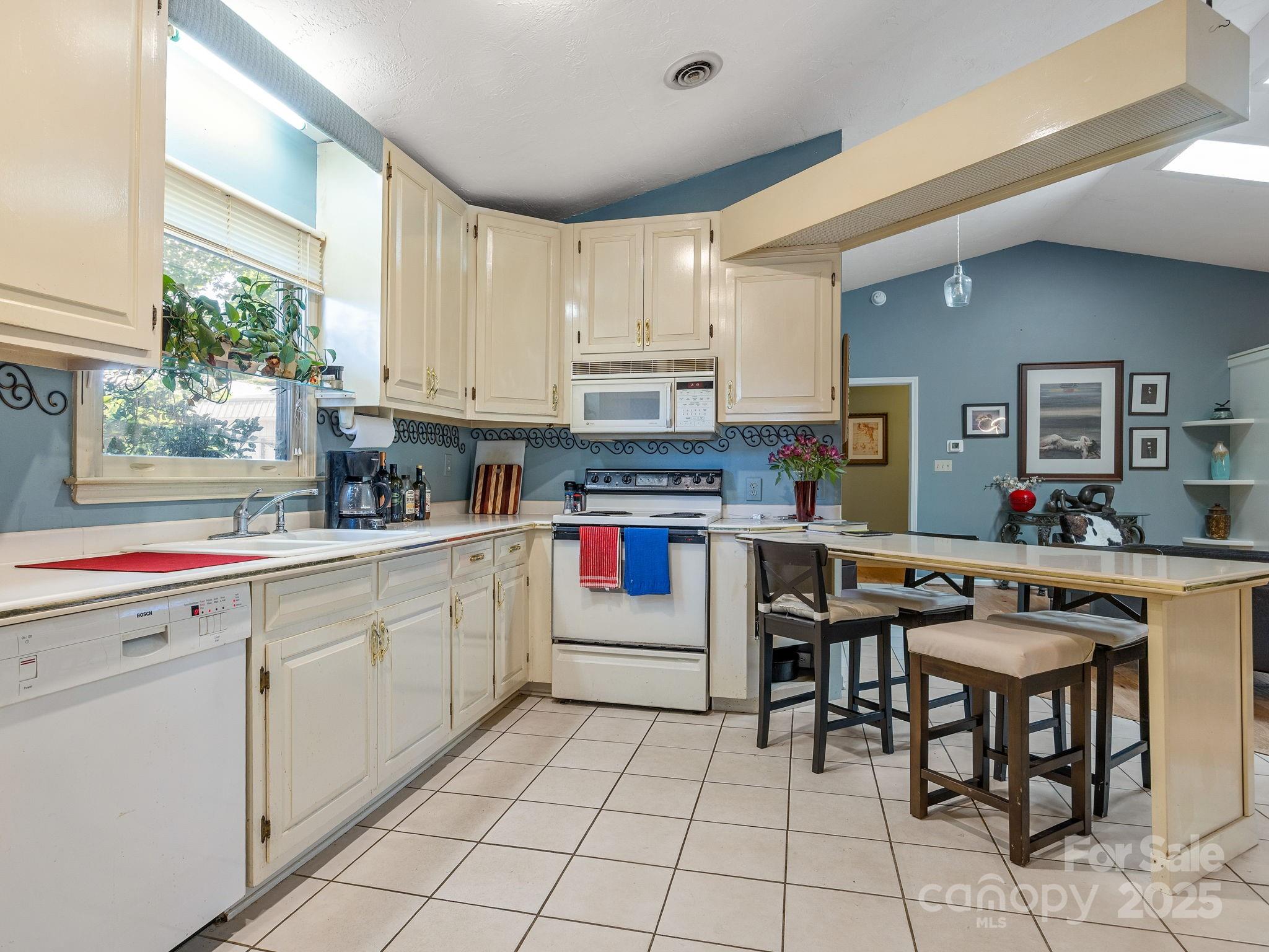 1517-1519 East Rutherford Street Landrum, SC 29356 - Photo 11 of 48