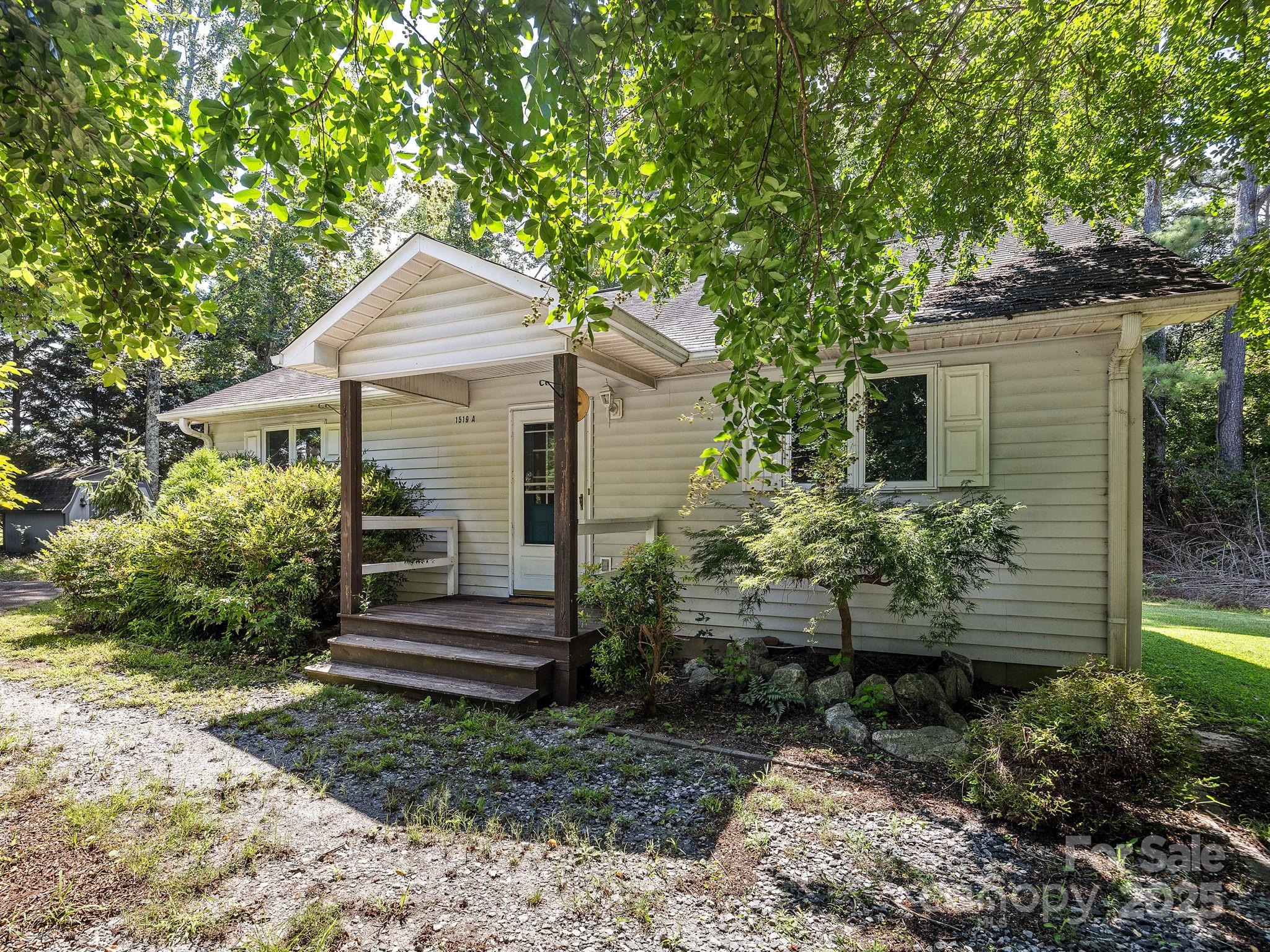 1517-1519 East Rutherford Street Landrum, SC 29356 - Photo 31 of 48