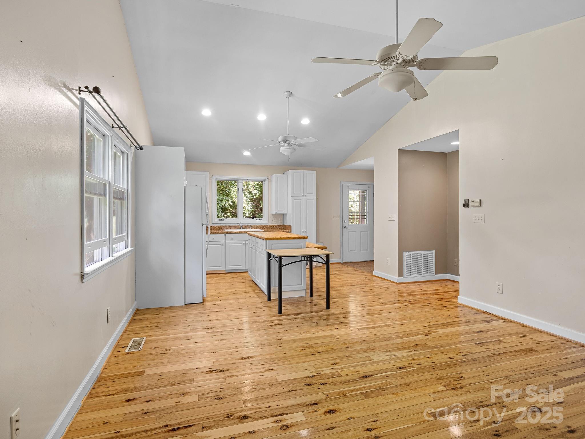 1517-1519 East Rutherford Street Landrum, SC 29356 - Photo 37 of 48