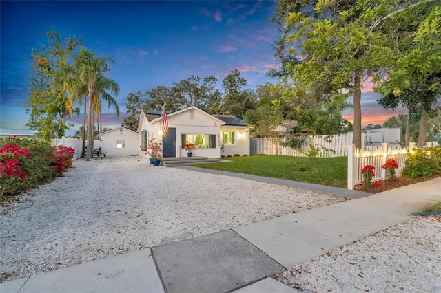 $494,999 | 2009 1st Avenue East, Bradenton, FL 34208