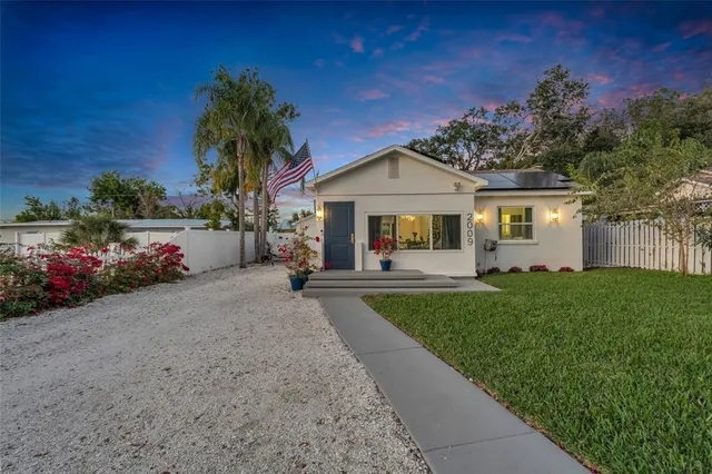 $494,999 | 2009 1st Avenue East, Bradenton, FL 34208