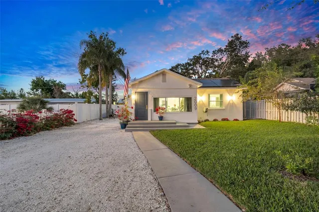 $494,999 | 2009 1st Avenue East, Bradenton, FL 34208