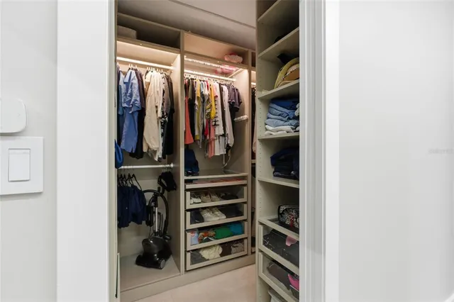 $494,999 | 2009 1st Avenue East, Bradenton, FL 34208