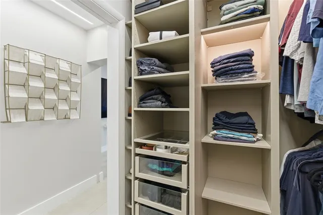 $494,999 | 2009 1st Avenue East, Bradenton, FL 34208