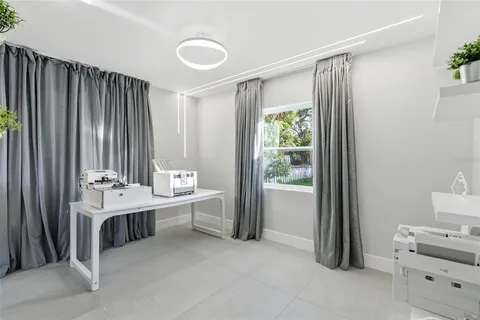 $494,999 | 2009 1st Avenue East, Bradenton, FL 34208