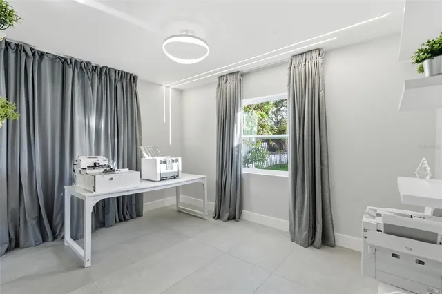 $494,999 | 2009 1st Avenue East, Bradenton, FL 34208