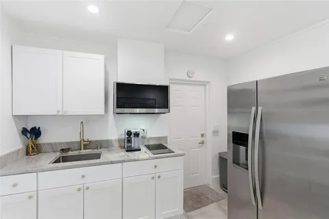 $494,999 | 2009 1st Avenue East, Bradenton, FL 34208