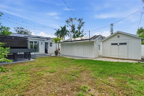 $494,999 | 2009 1st Avenue East, Bradenton, FL 34208