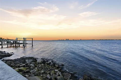 $494,999 | 2009 1st Avenue East, Bradenton, FL 34208