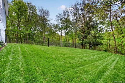 $499,900 | 79 Wendy Drive, Poughquag, NY 12570