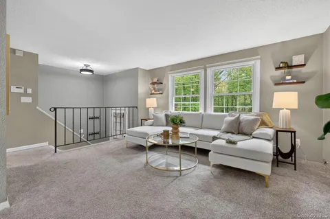 $499,900 | 79 Wendy Drive, Poughquag, NY 12570