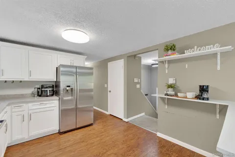 $499,900 | 79 Wendy Drive, Poughquag, NY 12570