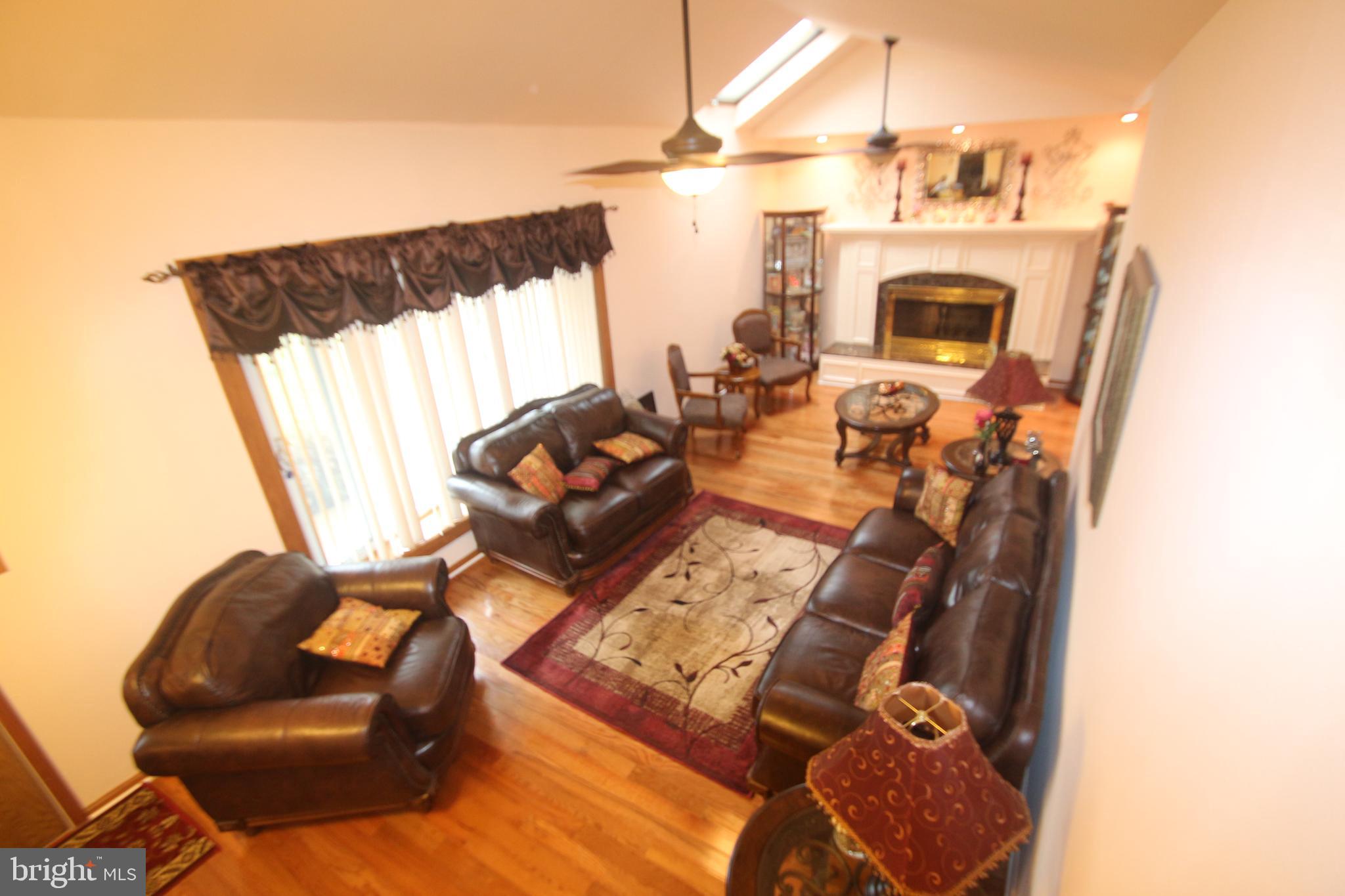 679 Cypress Road Warminster, PA 18974 - Photo 6 of 19