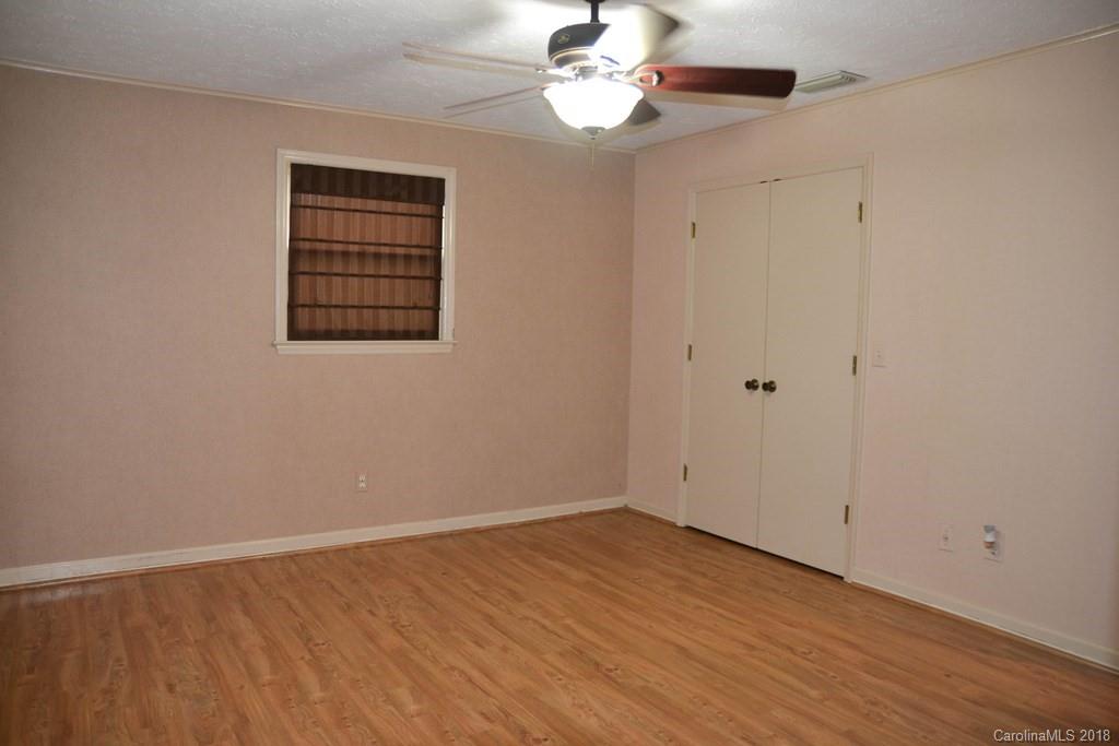 206 Marler Road Marion, NC 28752 - Photo 12 of 32 Gallery Image 12