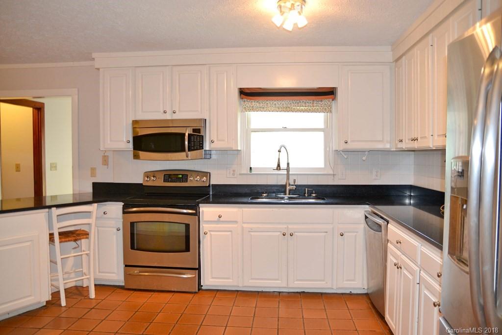 206 Marler Road Marion, NC 28752 - Photo 27 of 32 Gallery Image 27