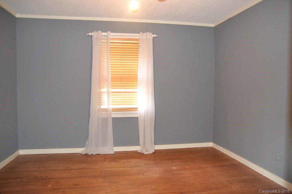 206 Marler Road Marion, NC 28752 - Photo 8 of 32 Gallery Image 8