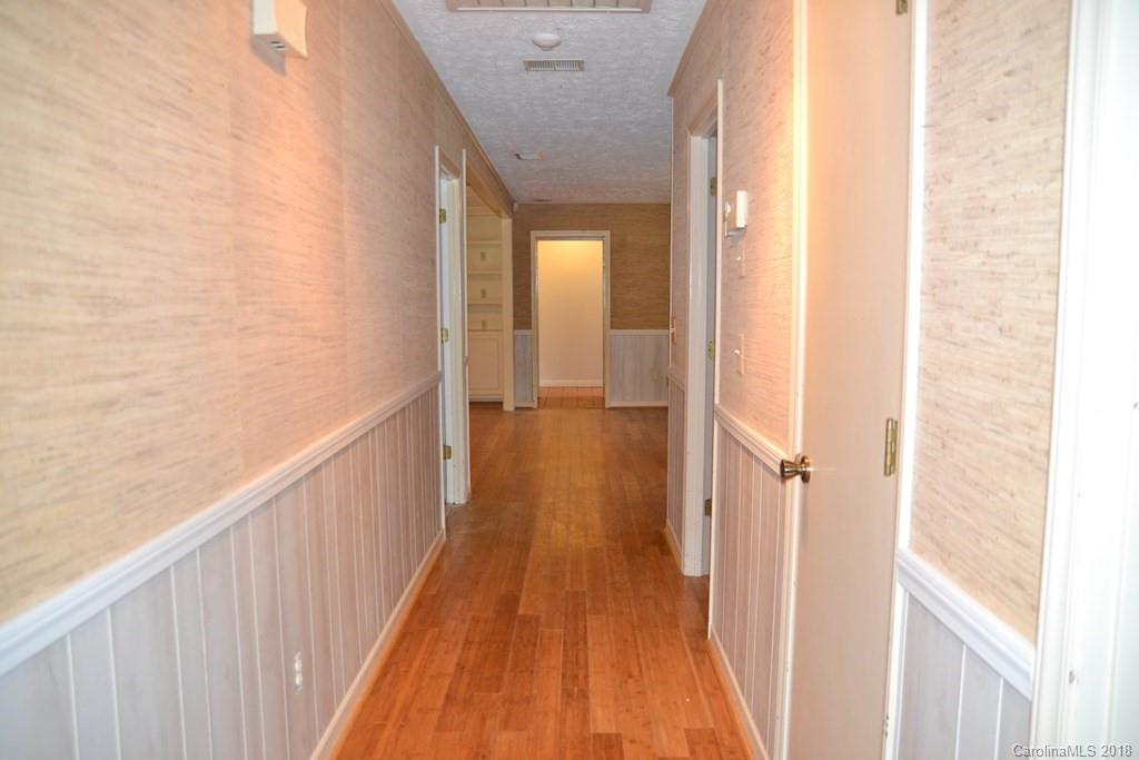 206 Marler Road Marion, NC 28752 - Photo 10 of 32 Gallery Image 10