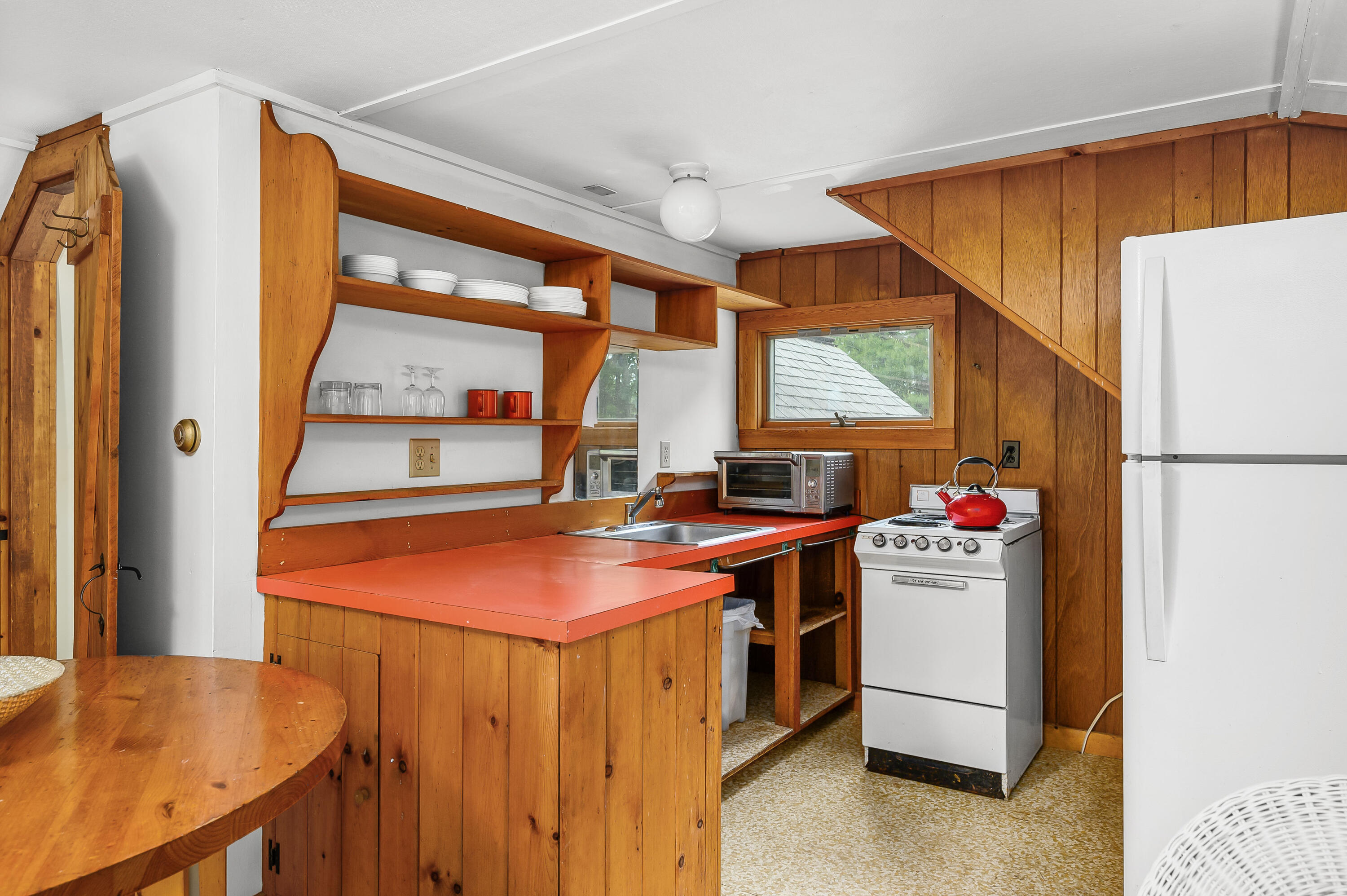 15 Ellerslie Road Orleans, MA 02653 - Photo 31 of 50 Kitchenette in apartment