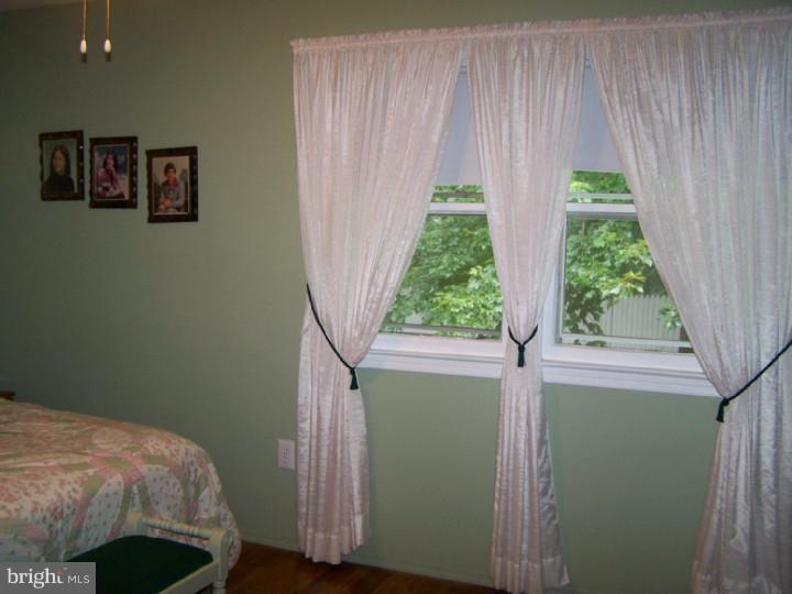408 Raws Avenue Somerdale, NJ 08083 - Photo 11 of 20 Bedroom - Main