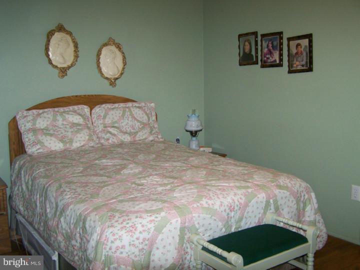 408 Raws Avenue Somerdale, NJ 08083 - Photo 10 of 20 Bedroom - Main