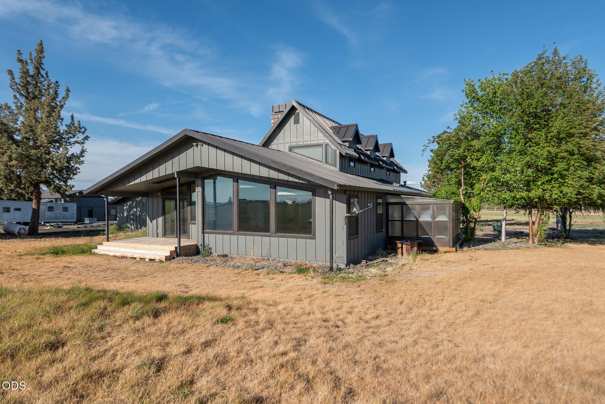 26275 Willard Road Bend, OR 97701 - Photo 52 of 68