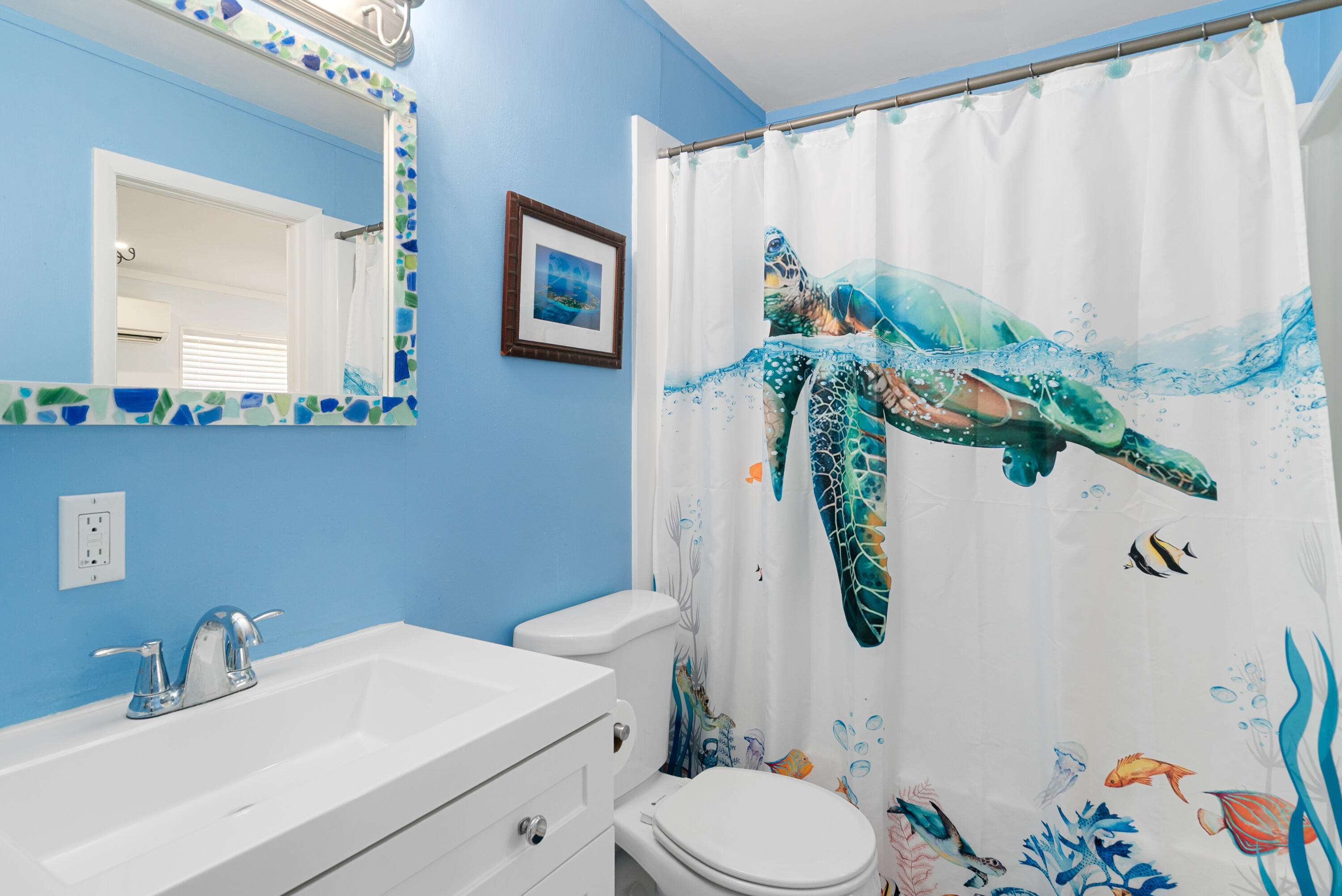 4 Tina Place Key Largo, FL 33037 - Photo 11 of 30 Full bath