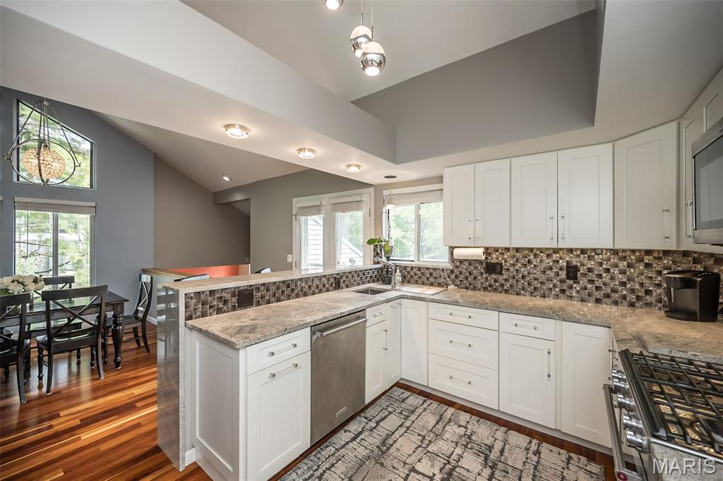 1878 Ridgeview Cir Drive Ballwin, MO 63021 - Photo 18 of 53 Gallery Image 18