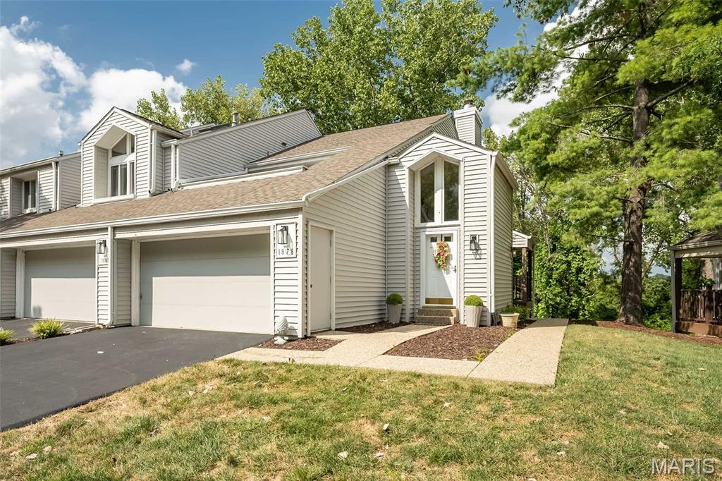 1878 Ridgeview Cir Drive Ballwin, MO 63021 - Photo 2 of 53 Gallery Image 2