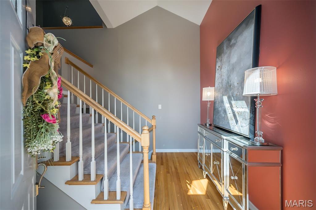 1878 Ridgeview Cir Drive Ballwin, MO 63021 - Photo 4 of 53 Gallery Image 4