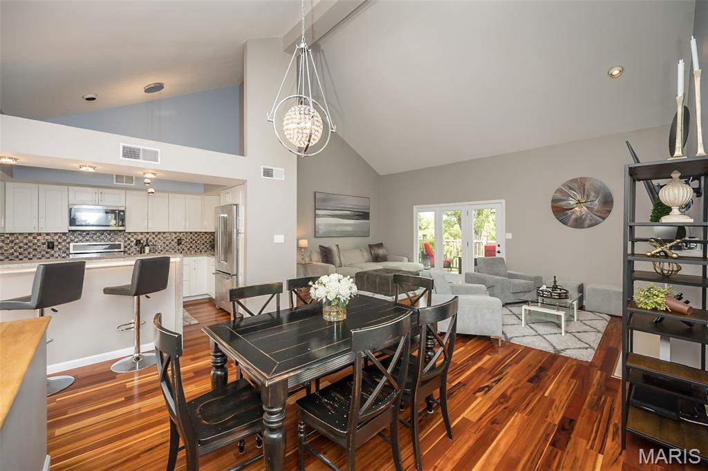1878 Ridgeview Cir Drive Ballwin, MO 63021 - Photo 7 of 53 Gallery Image 7