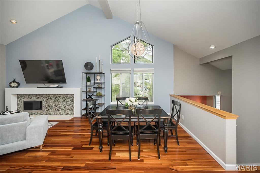 1878 Ridgeview Cir Drive Ballwin, MO 63021 - Photo 9 of 53 Gallery Image 9