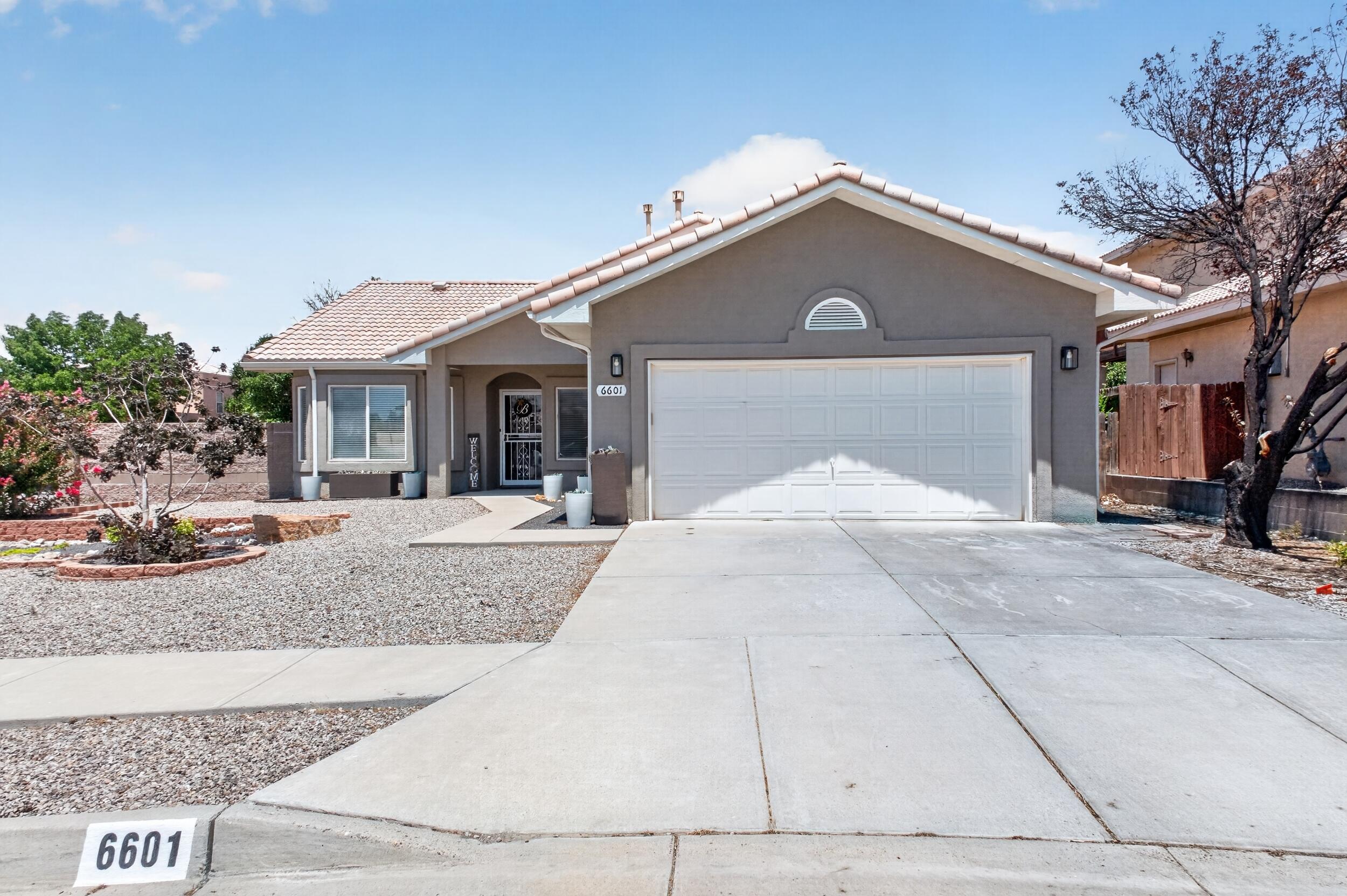 6601 Vista Del Rancho Road Northeast Albuquerque, NM 87113 - Photo 2 of 40 Gallery Image 2