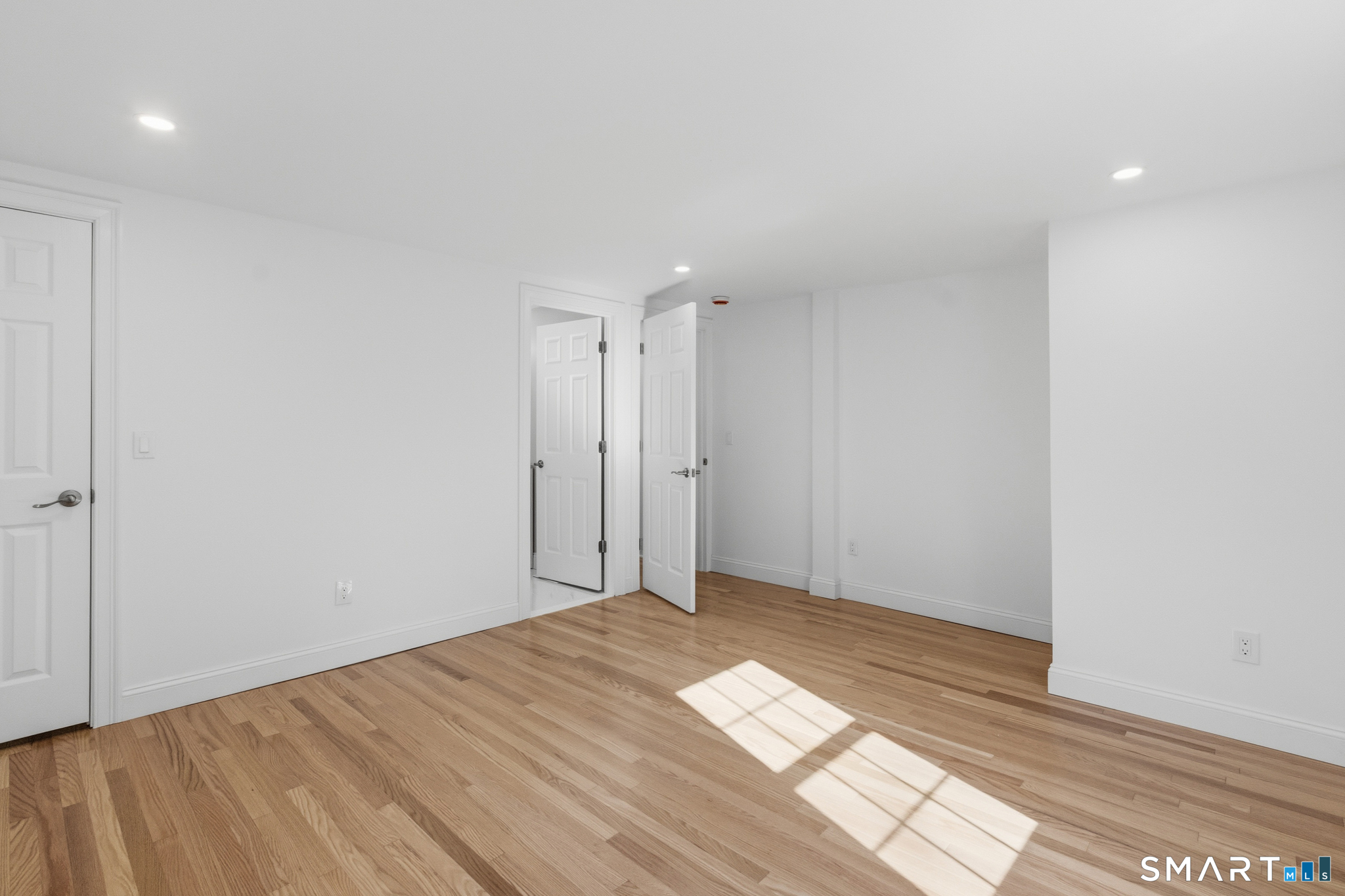 395 Cross Hill Road Monroe, CT 06468 - Photo 19 of 40