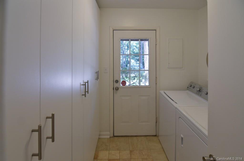6753 Thermal Road Charlotte, NC 28211 - Photo 18 of 24 Gallery Image 18