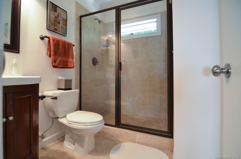 6753 Thermal Road Charlotte, NC 28211 - Photo 10 of 24 Gallery Image 10