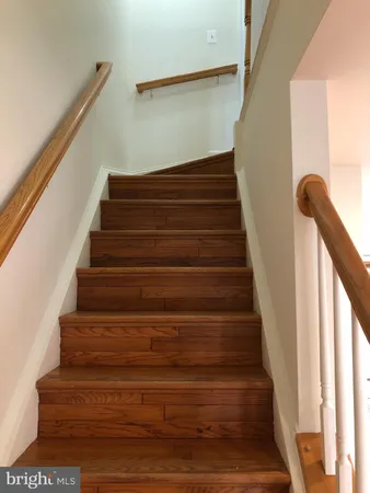 $2,700 | 14210 Autumn Circle, Centreville, VA 20121
