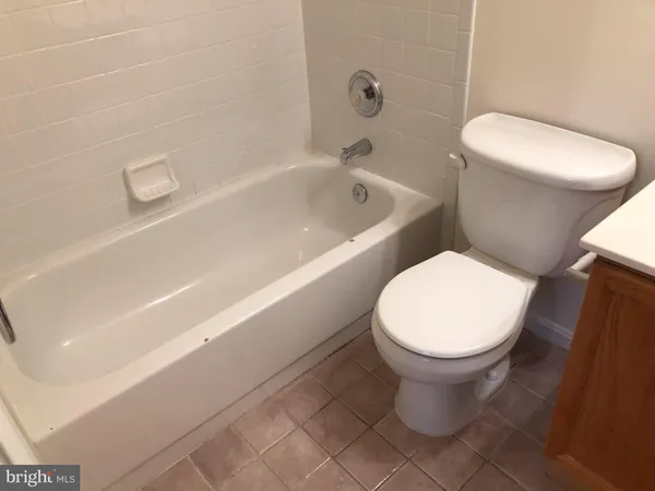 $2,700 | 14210 Autumn Circle, Centreville, VA 20121