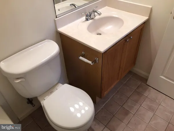 $2,700 | 14210 Autumn Circle, Centreville, VA 20121