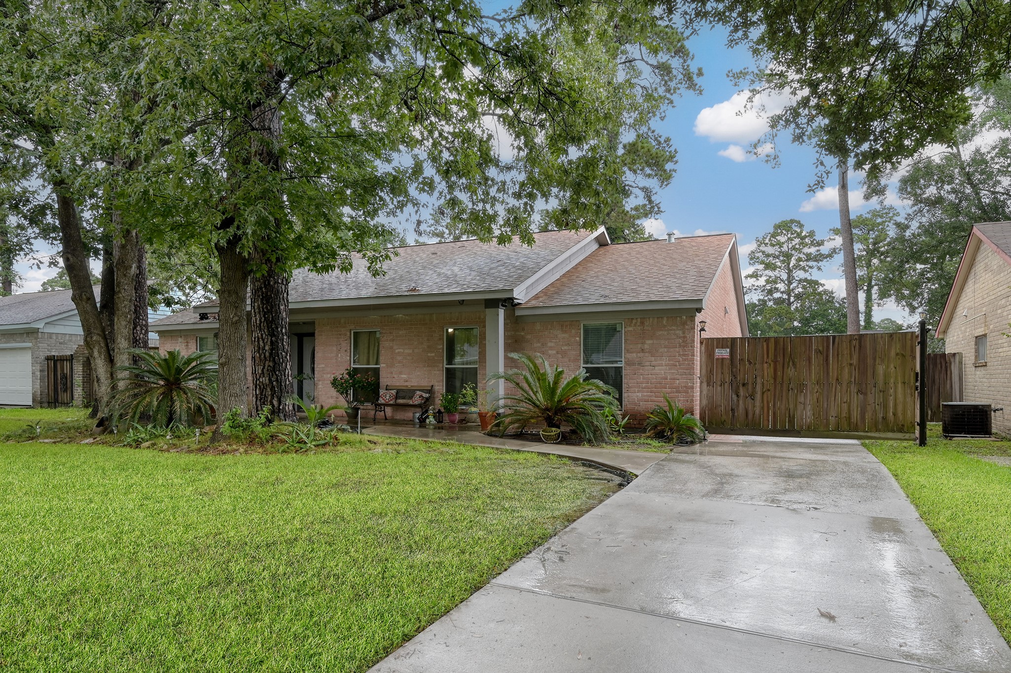 25410 Pepper Ridge Lane Spring, TX 77373 - Photo 2 of 28