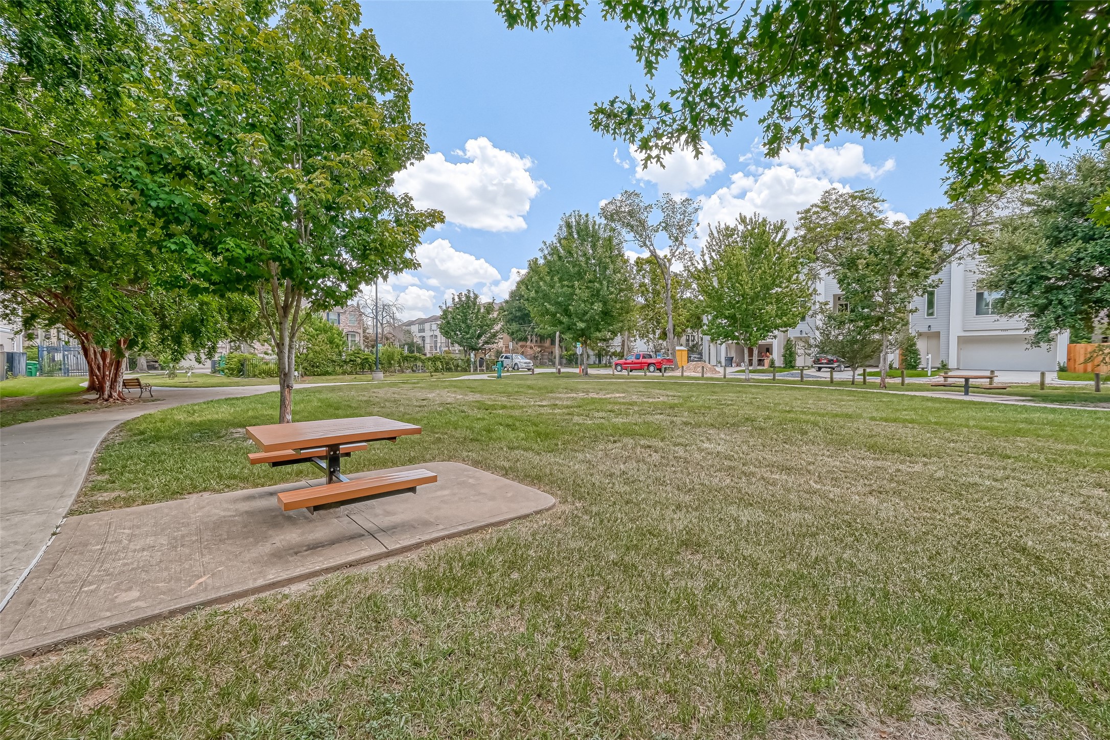 5315 Lillian Street Houston, TX 77007 - Photo 46 of 47 a view of a park with large trees
