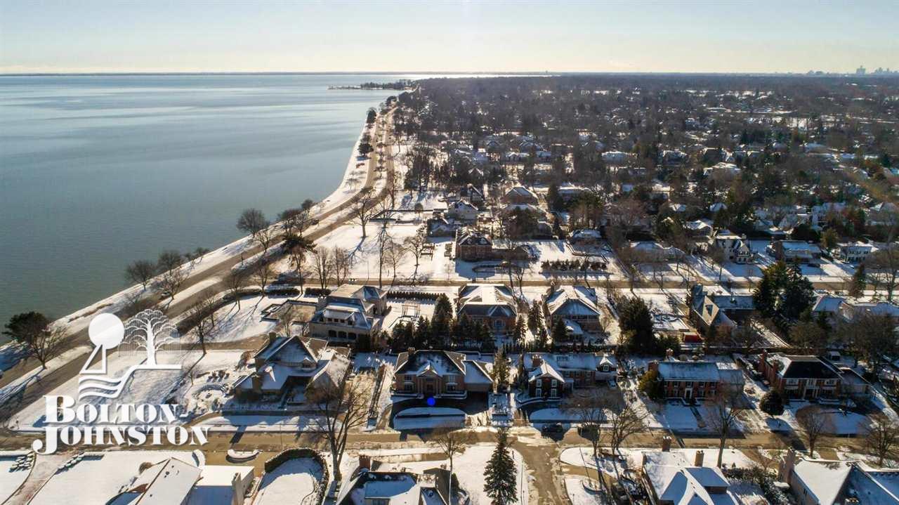 9 Stratton Place Grosse Pointe, MI 48236 - Photo 64 of 68 50063819-63.JPG