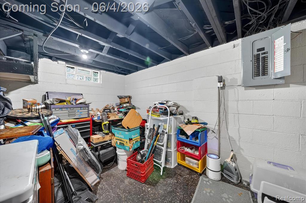 22729 Cleveland Street Dearborn, MI 48124 - Photo 25 of 32